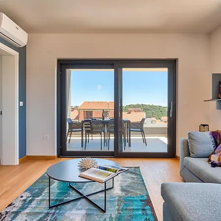 Prestige Penthouse Apartment