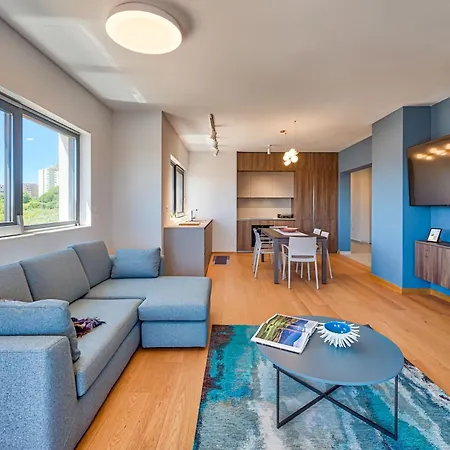 Prestige Penthouse Apartment Pula