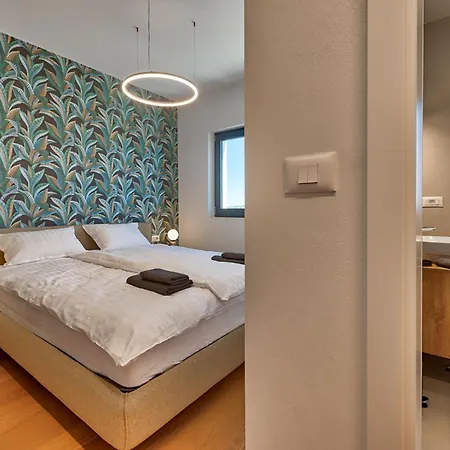 Apartment Prestige Penthouse Pula