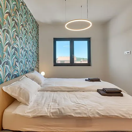 Apartment Prestige Penthouse Pula